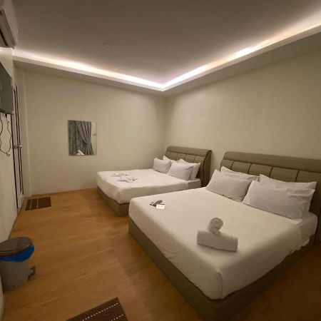 Pine Hotel Batu Gajah Eksteriør bilde