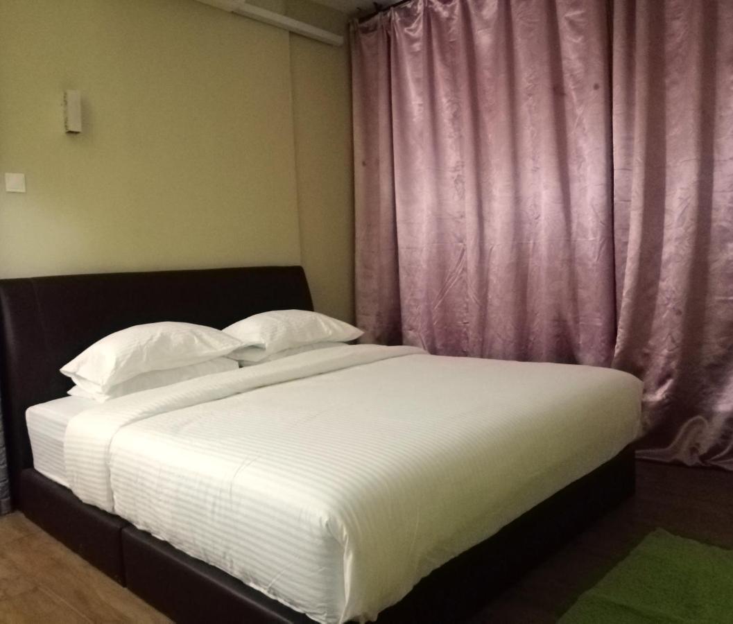 Pine Hotel Batu Gajah Eksteriør bilde